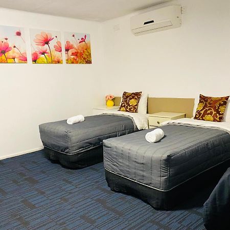 Mid Valley Motel Morwell Eksteriør bilde
