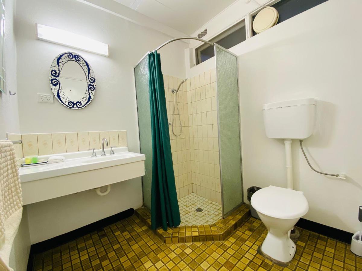 Mid Valley Motel Morwell Eksteriør bilde