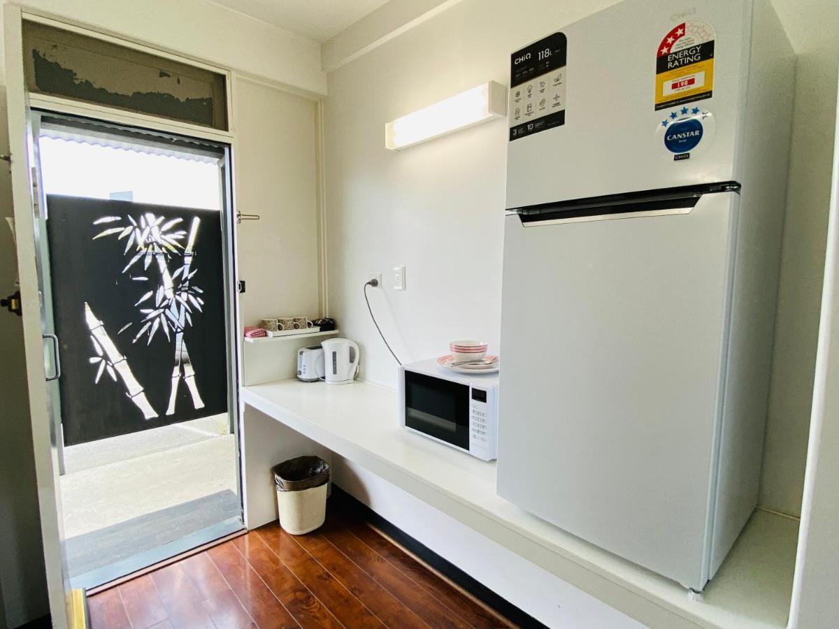 Mid Valley Motel Morwell Eksteriør bilde