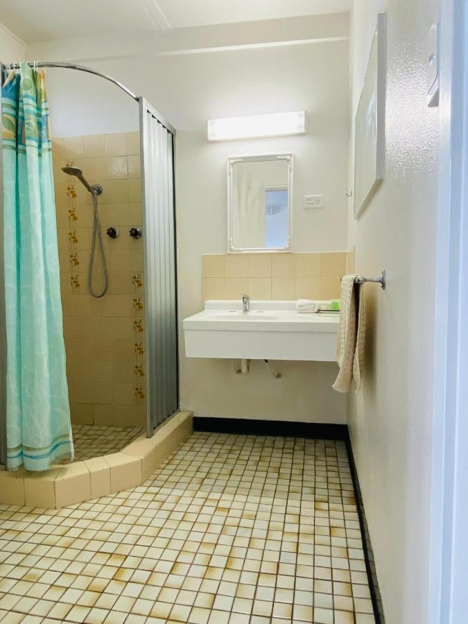 Mid Valley Motel Morwell Eksteriør bilde